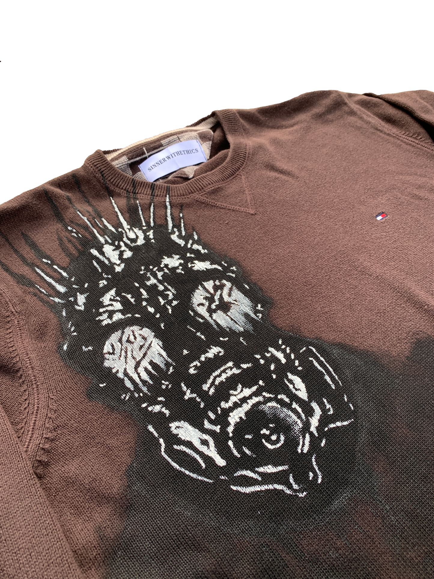 BEHIND CLOSED DOORS | KNIT SWEATER 1/1